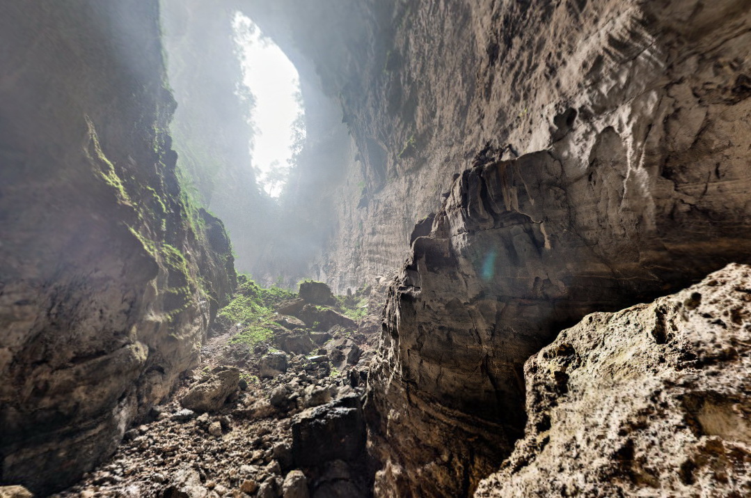 Sơn[-]Đoòng[-]qua[-]ảnh[-]360[-]độ[-]của[-]tạp[-]chí[-]National[-]Geographic